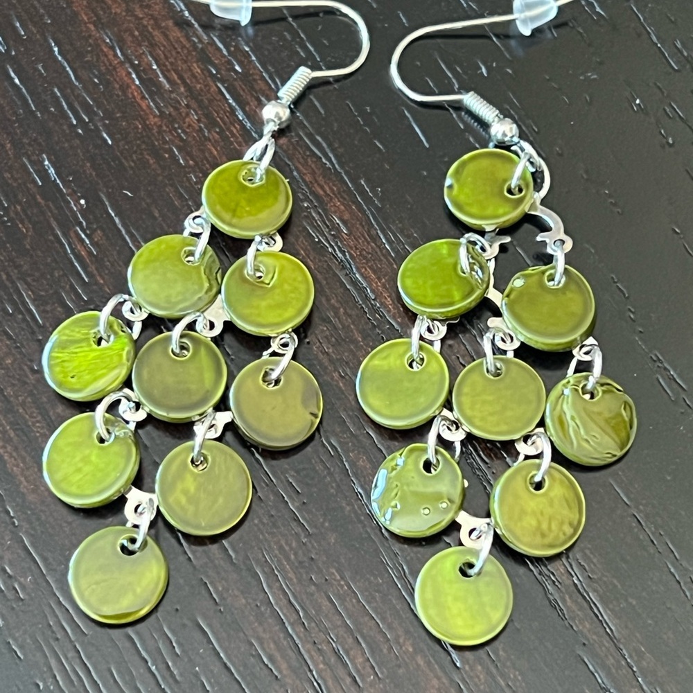 Green seashell chandelier earrings-NWT